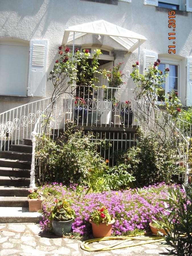 Maison De Retraite Vertaizon Εξωτερικό φωτογραφία